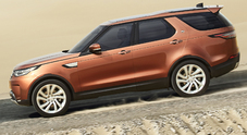 Land Rover, la Discovery viaggia nel futuro: rivoluzione stilistica e tecnologie al top