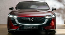 Mazda, qualità della vita a bordo eccellente nella nuova 6e: c’è tutto per allarmi, riposo, privacy