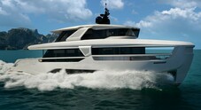Ecco il Ferretti InFYnito 90, il nuovo super yacht di 27 metri che naviga sulla rotta della sostenibilità