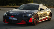 Audi e-tron GT, tecnologia futuristica e cura artigiana. Nella produzione un mix di 34 robot e super specialisti
