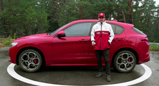 Alfa Romeo Stelvio Veloce Q4, regalo di Natale per Kimi Raikkonen. La compagna di viaggio perfetta anche sulla neve