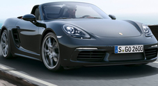 Porsche Boxster, la baby tedesca diventa 718: ora ha 4 cilindri turbo