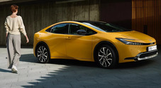 Toyota Prius plug-in hybrid, l'evoluzione della sostenibilità. Consumi bassi, design sportivo e divertente da guidare