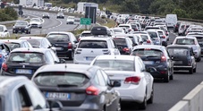 Mobilità, cresce uso mezzo privato, in Italia record 40 mln auto di parco circolante nel 2021