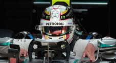 Hamilton, rinnovo con Mercedes per 3 anni: «Questa è la mia casa, vogliamo vincere»