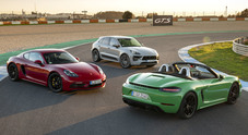 Porsche, ruggito GTS: le baby molto cattive. Al volante delle nuove 718 Boxster e Cayman e della Macan