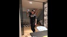 Fedez torna a casa «ubriaco», Chiara Ferragni lo prende a schiaffi