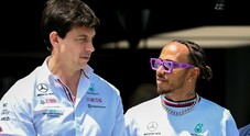 Mercedes, Wolff non affretta i colloqui con Hamilton per il contratto: «Quando tornerà dalle vacanze parleremo»
