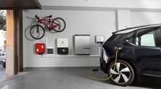 Auto elettriche: Mimit, al via dall'8 luglio il “bonus colonnine domestiche”. 1.500 euro per i privati, 8.000 euro per edifici condominiali