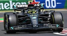 Hamilton risorge al GP d'Ungheria: torna in pole dopo un anno e mezzo piegando per 3 millesimi Verstappen