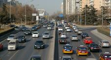 Cina, boom +40% per auto elettriche e Phev nei primi 9 mesi 2023. Dei 330 milioni di auto sulle strade 18,21 sono green