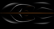 McLaren Hyper GT, la coupè ibrida a tre posti con guida centrale a tiratura limitata
