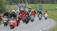Vespa World Days 2017, in Germania l'invasione dei mitici scooter per il raduno annuale