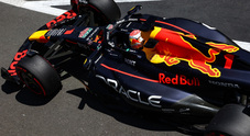 GP di Silverstone, prove libere 2: Verstappen precede Sainz di 22 millesimi. Problema elettrico per Leclerc