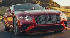 Bentley Continental GT, lusso e sportività al massimo livello. Un salotto su 4 ruote spinto dal V8 biturbo da 550 cv