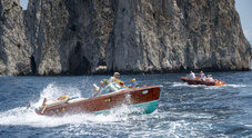 Riva d’epoca e vele storiche: tra Napoli e Capri un evento che ha fatto rivivere le atmosfere della Dolce Vita