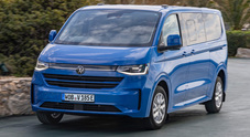Volkswagen Caravelle: più tecnologico nella 7^ generazione, il van tedesco è ora anche elettrico Volkswagen Caravelle: più tecnologico nella 7^ generazione, il van tedesco è ora anche elettrico