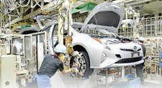 Toyota taglia stime produzione dell'anno a 9 mln da 9,3 per covid in Asia. Previsioni utile operativo resta a 2,5 trilioni di yen