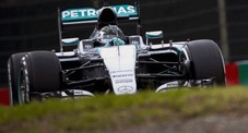 Doppietta Mercedes davanti alle Ferrari: vince Hamilton, Vettel ancora sul podio