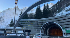 Il traforo del Monte Bianco riaprirà lunedì 16 dicembre. La chiusura per lavori alla volta era scattata a settembre