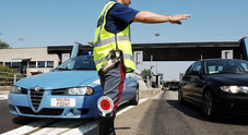 Polstrada, il 14% non usa cinture e seggiolini. Controlli in Emilia-Romagna: 386 violazioni su 2.823 veicoli controllati