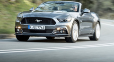 Ford, la mitica Mustang sbarca in Europa: Fastback o Convertible non ha rivali
