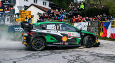 Wrc, Neuville (Hyundai) in testa al Rally di Croazia “in onore di Craig Breen”. Sul podio virtuale anche Evans (Toyota) e Tänak (Ford)