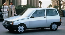 Autobianchi Y10 festeggia i suoi primi 40 anni. Elegante, agile e pratica fu una delle prime utilitarie premium
