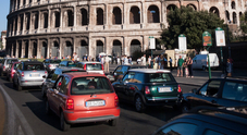 Roma fanalino di coda in Europa per la mobilità sostenibile. Per Greenpeace è ultima su 13 capitali