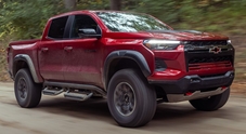 Chevrolet, pick-up Colorado ZR2 strizza l'occhio al racing. Prestazioni elevate assicurate dal TurboMax a gasolio da 310 cv
