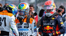 GP di Silverstone, qualifica: Verstappen in pole batte le due McLaren, poi Leclerc e Sainz