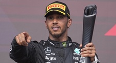 Mercedes ufficializza, Hamilton lascia a fine 2024. Lewis: «Entusiasta per nuova sfida». E la Ferrari gli dà il benvenuto