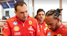 Ferrari, Hamilton prima polemica con il suo ingegnere di pista: «Abbiamo perso una grande occasione»
