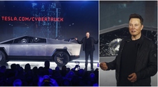 Elon Musk testa il finestrino della nuova Tesla: «È indistruttibile». Ma va in frantumi