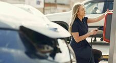 Auto elettriche, ecco i consigli per massimizzare l'efficienza dei veicoli a batterie con il caldo