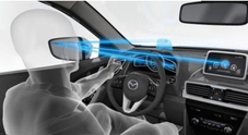Sicurezza al volante, telecamera svela lo stato del guidatore monitorando la pupilla