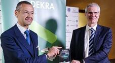 Bosch vince sesta edizione del Dekra Road Safety Award. Premiato l’impegno nella protezione degli utenti della strada