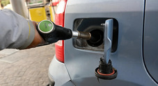 Rialzi sulla rete carburanti: per la benzina self a 1,778 euro, il diesel self a 1,736 euro