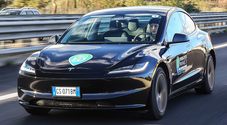 Tesla Model 3, la più efficente nel test comparativo. “Dove arrivo con…” svela i segreti delle vetture elettriche