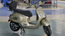 Per la festa della Vespa uno scooter speciale. Il 75 anni della mitica portano una Gts 300 in allestimento Anniversary
