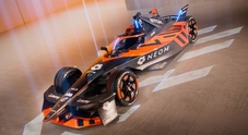 McLaren, in livrea papaya le "frecce arancioni" della Stagione 11. Sam Bird: «La mia nuova famiglia»