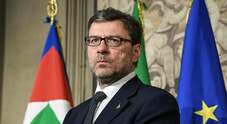 Stellantis, Giorgetti: «Governo lavora per favorire un costruttore auto di riferimento e riportare in Italia produzioni che sono andate all'estero»