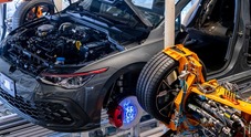 Fornitori componenti auto Ue, tagli occupazione raddoppiati. Dal 2020 più di 58.000 perdite posti di lavoro in Europa