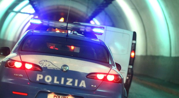 Fiumicino, fattorino spacciava droga durante le consegne: arrestato