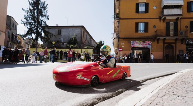 La passata edizione del "Trofeo speed down" di Ceccano: una corsa di auto senza motore