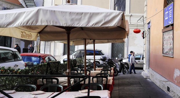 Un ristorante cinese nel centro di Roma senza clienti