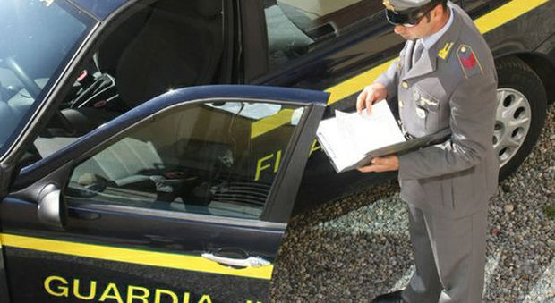 San Benedetto, la guardia di finanza stronca un traffico di droga: 7 persone arrestate