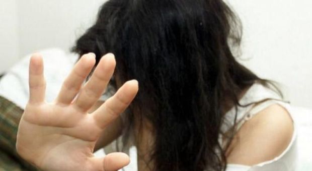 Modena, molesta una ragazza in treno: arrestato tunisino