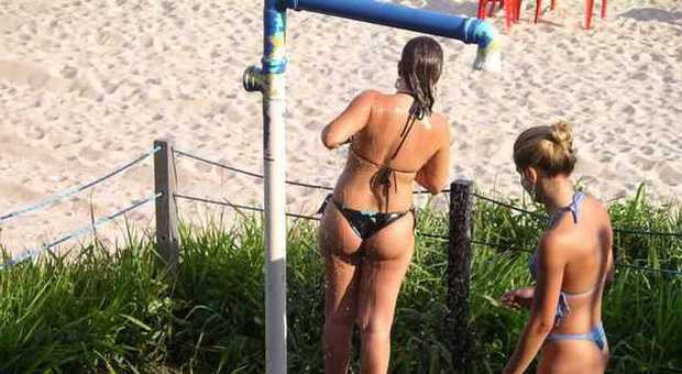 Basta docce e wc gratis in spiaggia Dall'estate 2015 arriva il microchip