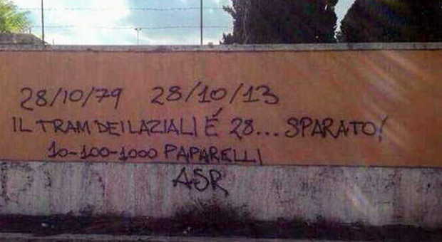 Verano, scritta ingiuriosa su Paparelli rimossa dall'Ama: indagano i carabinieri